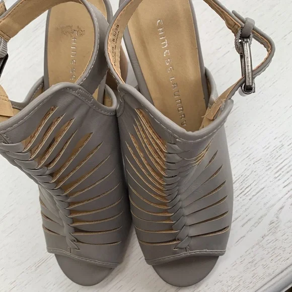 Chinese Laundry wedge - Picture 7 of 8